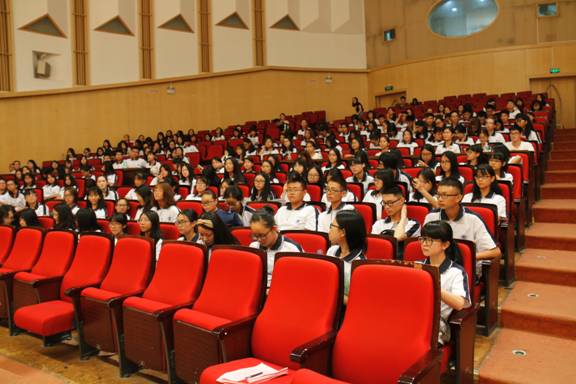 乐竞(中国)一站式体育服务17级新生